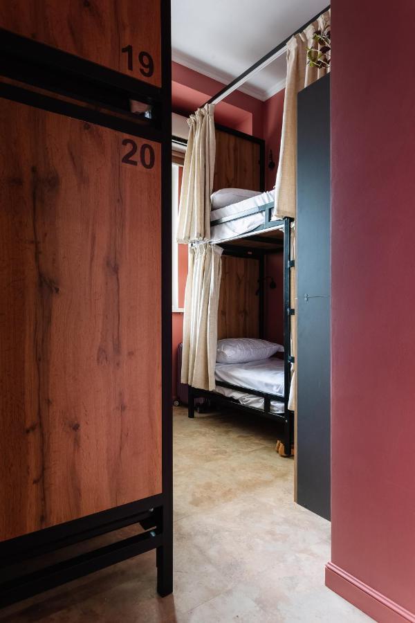 Doma Hostel Almaty Extérieur photo